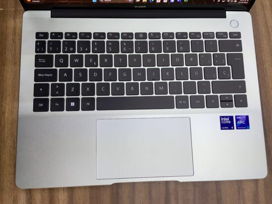 Huawei Matebook 14. Intel Ultra 5. 16GB RAM. 1TB SSD. Pantalla 14" TOUCH. NUEVA - Image 4