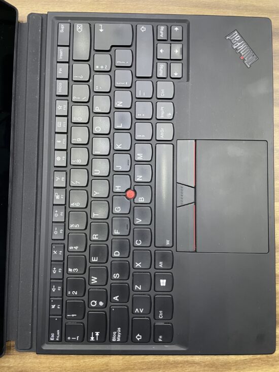 Lenovo Thinkpad X1. Core i7-8va gen. 16gb ram. 256gb ssd. Pantalla 14" TOUCH. Tipo tableta - Image 5