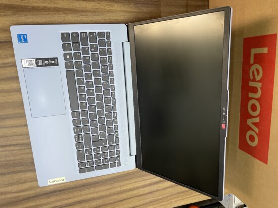 Lenovo Ideapad 3. Intel Core i3-12va. 8GB RAM. 256GB SSD. Pantalla 15.6. NUEVA - Image 3