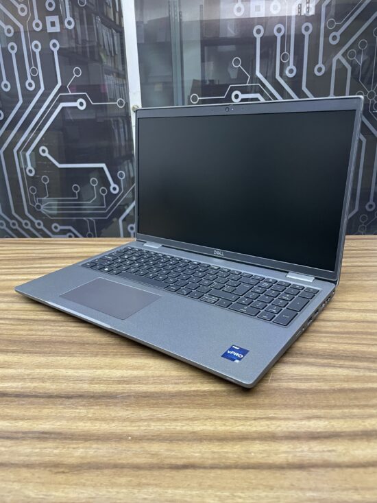 Dell Precision 3561. Intel Core i7-11va Gen. 32GB RAM. 512GB SSD. Nvidia Quadro T600 4GB. Pantalla 15.6" - Image 3